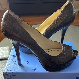 Enzo Angiolini size 12M chocolate crocodile leather open toe high heels